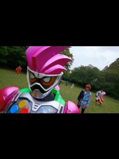 [x]仮面ライダービルド＆全ライダーライダーの反応 - YouTube