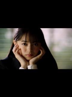 [x]アンジュルム上國料萌衣、恋する女子高生を熱演 「春一番」をカバーのMV風ロングバージョンムービー 「マックフルーリー(R) キットカット(R ...