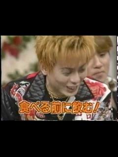 [x]シャ乱Qつんくのカバンの中身 - YouTube